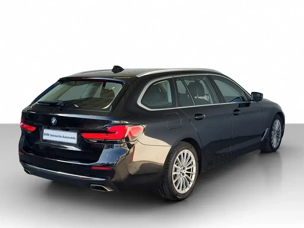 Gebraucht BMW 530 Luxury Line 286 PS (210 kW) 2023 Schwarz Limousine