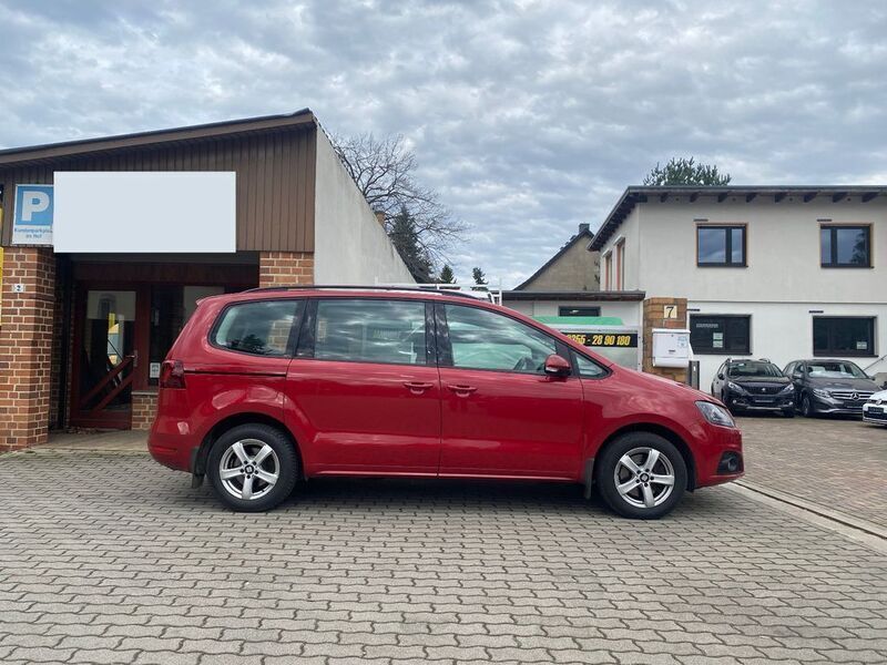 Rot Gebraucht 2019 Seat Alhambra Style Van / Kleinbus | 21.985 € (Guter Preis) - Bild 1/4