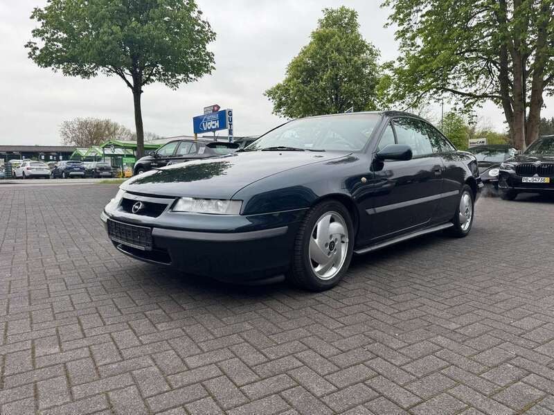 Blau Gebraucht 1995 Opel Calibra Coupé | 19.990 € - Bild 1/4
