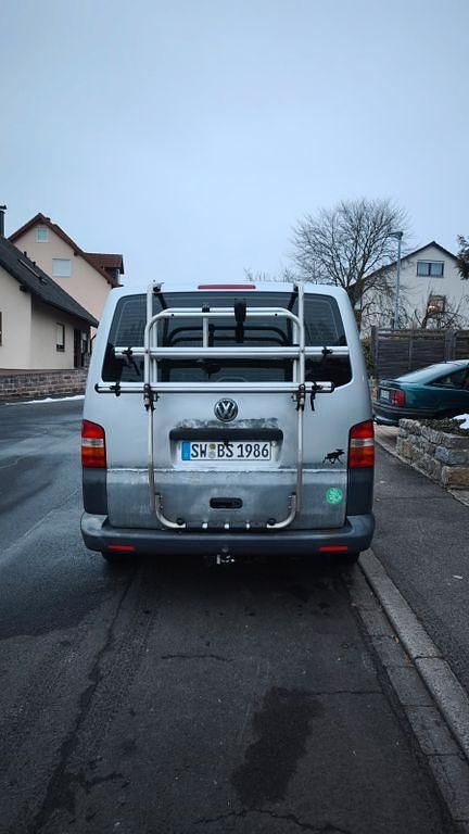 Gebraucht VW T5 131 PS (96 kW) 2006 Silber Van