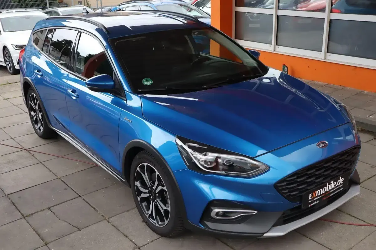 Gebraucht Ford Focus Active 150 PS (110 kW) 2020 Blau Kombi