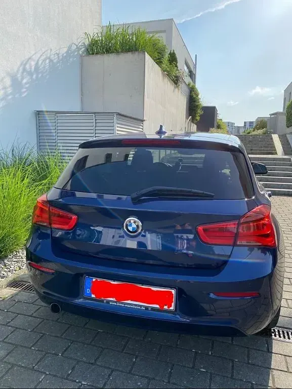 Gebraucht BMW 116 109 PS (80 kW) 2018 Blau Kleinwagen