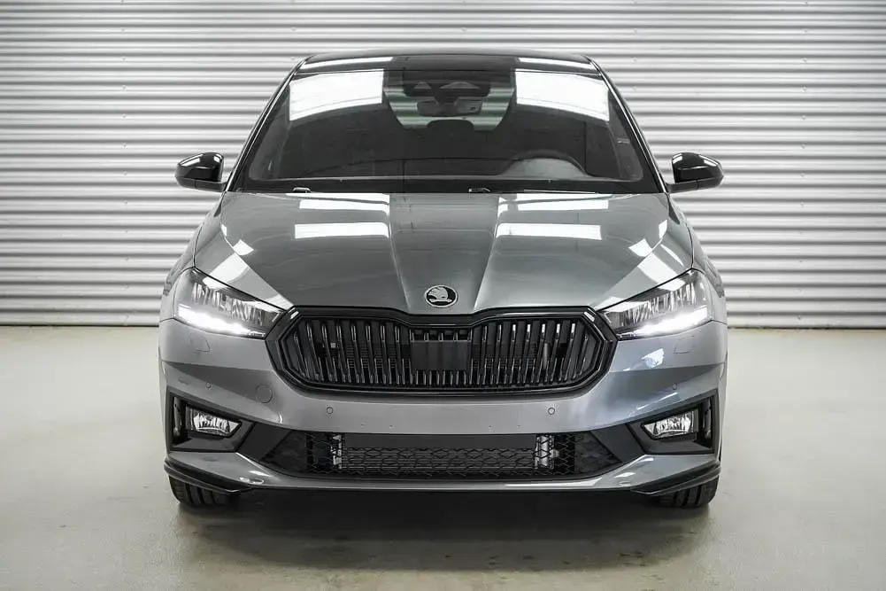 Neu Skoda Fabia Monte Carlo 115 PS (84 kW) 2026 Graphite grau metallic (5x) Kleinwagen