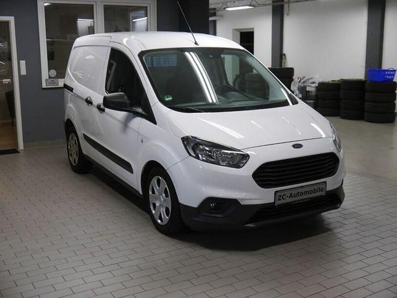 Weiß Gebraucht 2019 Ford Transit Limousine | 9.750 € (Guter Preis) - Bild 1/4