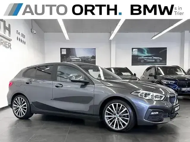 Gebraucht BMW 118 Performance 150 PS (110 kW) 2021 Mineralgrau Kleinwagen