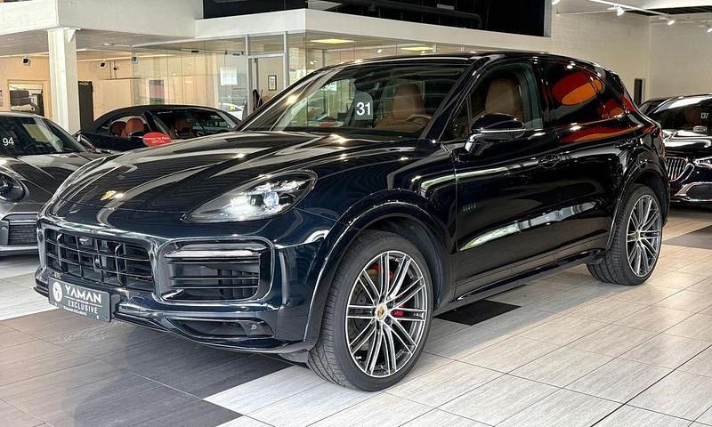 Blau Gebraucht 2023 Porsche Cayenne GTS SUV | 92.850 € (Guter Preis) - Bild 1/4