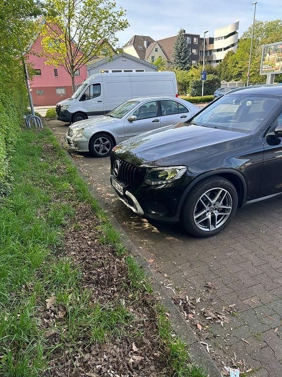 Gebraucht Mercedes GLC220 170 PS (125 kW) 2015 Schwarz SUV