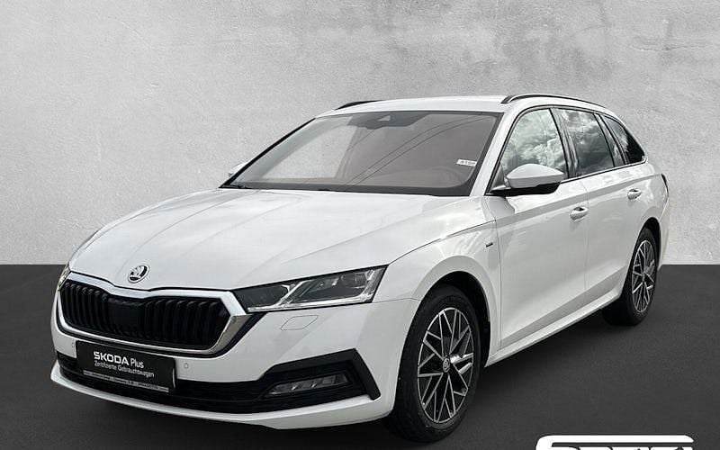 Weiß Gebraucht 2022 Skoda Octavia Clever Kombi | 22.990 € (Fairer Preis) - Bild 1/4