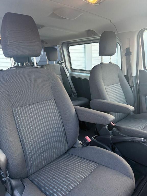 Gebraucht Ford Transit 155 PS (114 kW) 2014 Silber Van / Kleinbus