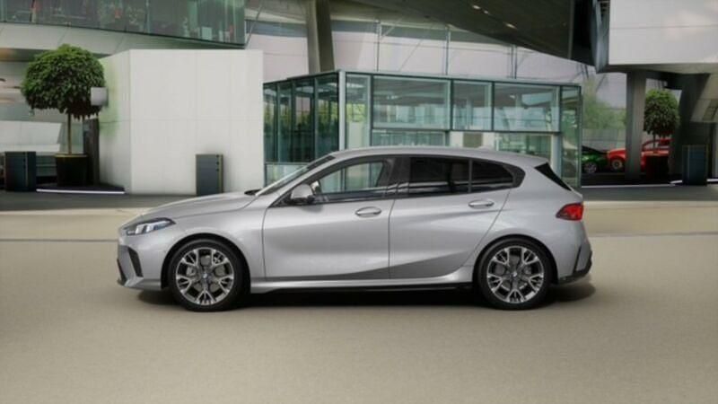 Neu BMW 116 M Sport 122 PS (89 kW) 2026 M brooklyn grau metallic Kleinwagen