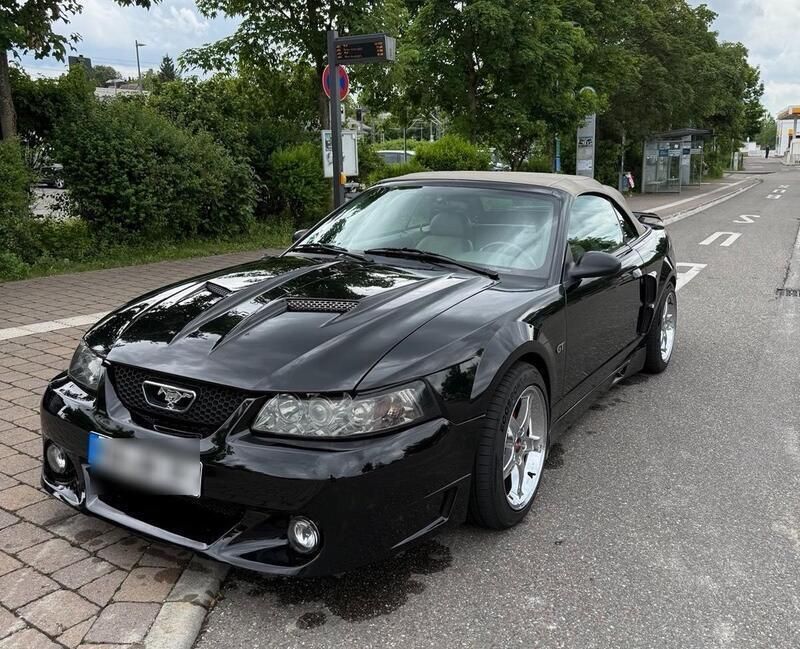 Schwarz Gebraucht 2003 Ford Mustang GT Cabrio | 11.400 € (Fairer Preis) - Bild 1/4