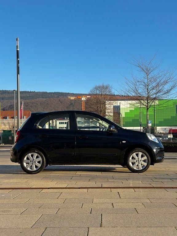 Gebraucht Nissan Micra 80 PS (58 kW) 2012 Schwarz Kleinwagen