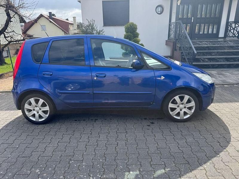 Gebraucht Mitsubishi Colt Motion 95 PS (69 kW) 2007 Blau Van / Kleinbus
