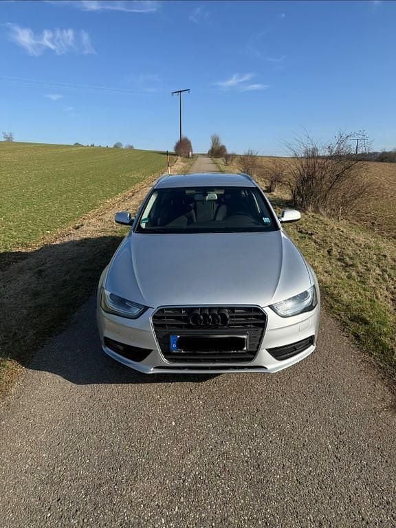 Gebraucht Audi A4 Ambiente 177 PS (130 kW) 2012 Silber Kombi