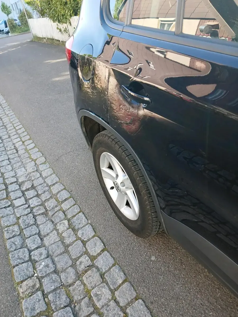 Używany VW Tiguan 150 KM (110 kW) 2007 Czarny SUV