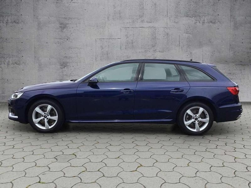 Gebraucht Audi A4 Advanced Plus 163 PS (119 kW) 2024 Navarrablau metallic Kombi