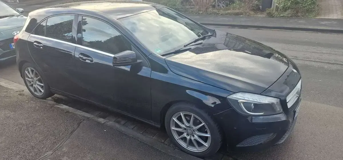 Gebraucht Mercedes A200 136 PS (100 kW) 2014 Limousine