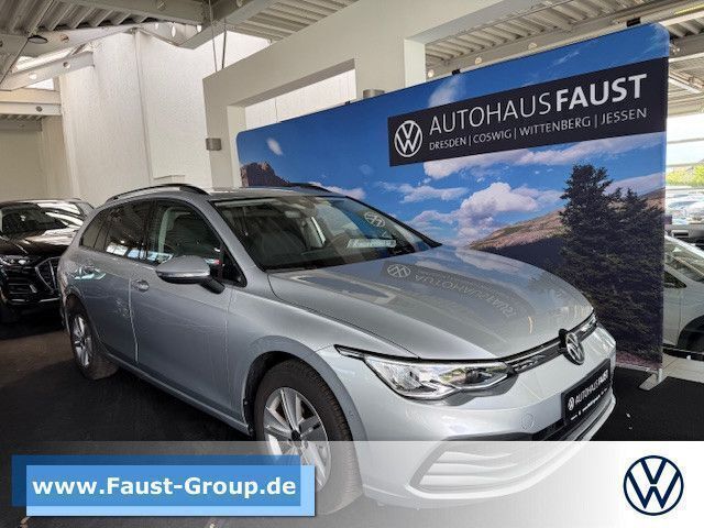 Silber metallic Gebraucht 2024 VW Golf VIII Life Kombi | 22.850 € (Guter Preis) - Bild 1/4