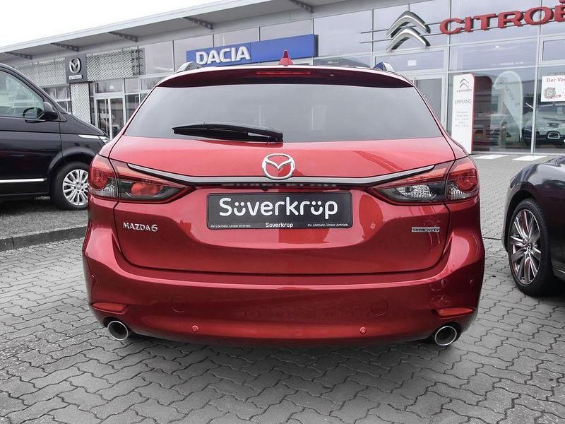 Gebraucht Mazda 6 194 PS (142 kW) 2023 Rot Kombi