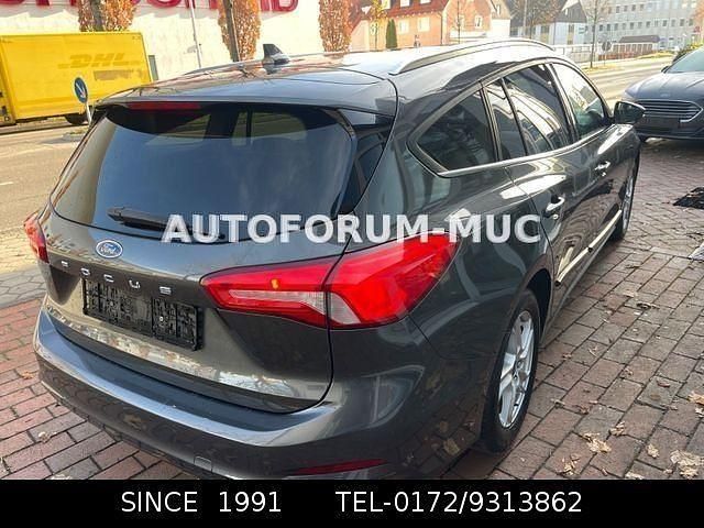 Gebraucht Ford Focus Cool & Connect 120 PS (88 kW) 2020 Braun Kombi