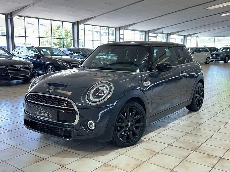Grau Gebraucht 2019 Mini Cooper S Kleinwagen | 22.790 € (Etwas zu teuer) - Bild 1/4