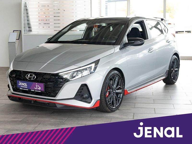 Sleek silver Gebraucht 2023 Hyundai i20 N Performance Limousine | 26.980 € (Etwas zu teuer) - Bild 1/4