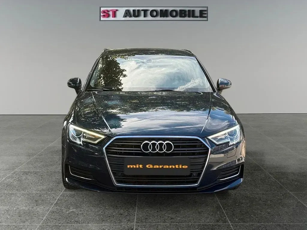 Gebraucht Audi A3 150 PS (110 kW) 2017 Blau Limousine