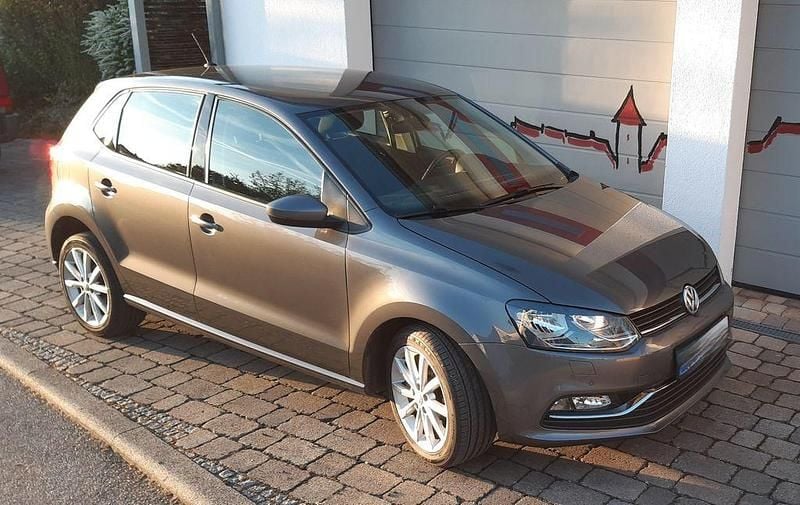 Usata VW Polo 90 CV (66 kW) 2017 Grigio Berlina