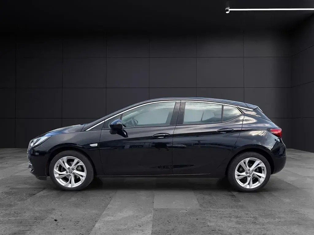 Gebraucht Opel Astra Business 122 PS (89 kW) 2021 Schwarz Limousine