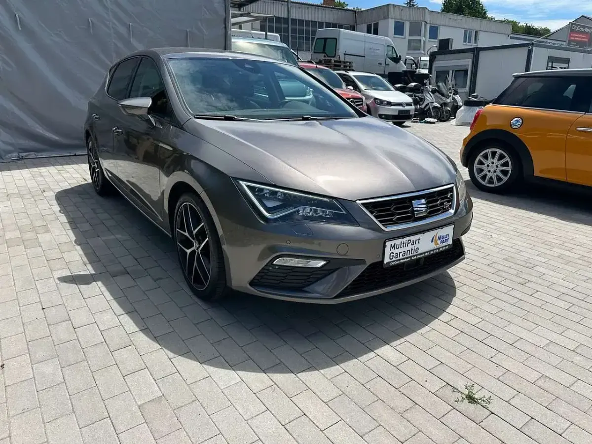 Gebraucht Seat Leon FR 150 PS (110 kW) 2017 Technic grey Limousine