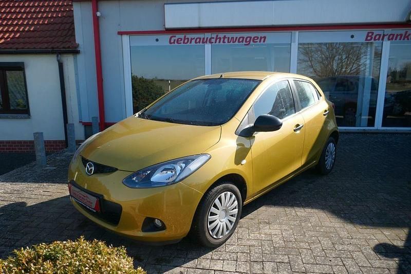 Usata Mazda 2 75 CV (55 kW) 2008 Giallo Utilitaria