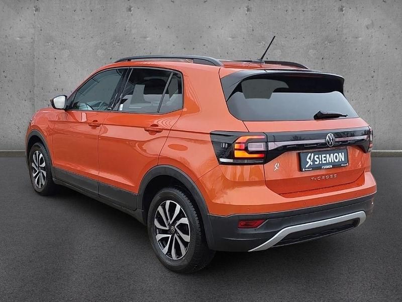 Gebraucht VW T-Cross Active 95 PS (69 kW) 2021 Orange SUV