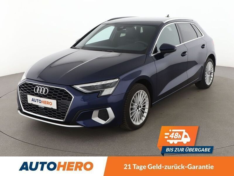 Blau Gebraucht 2023 Audi A3 Advanced Limousine | 30.090 € (Fairer Preis) - Bild 1/3