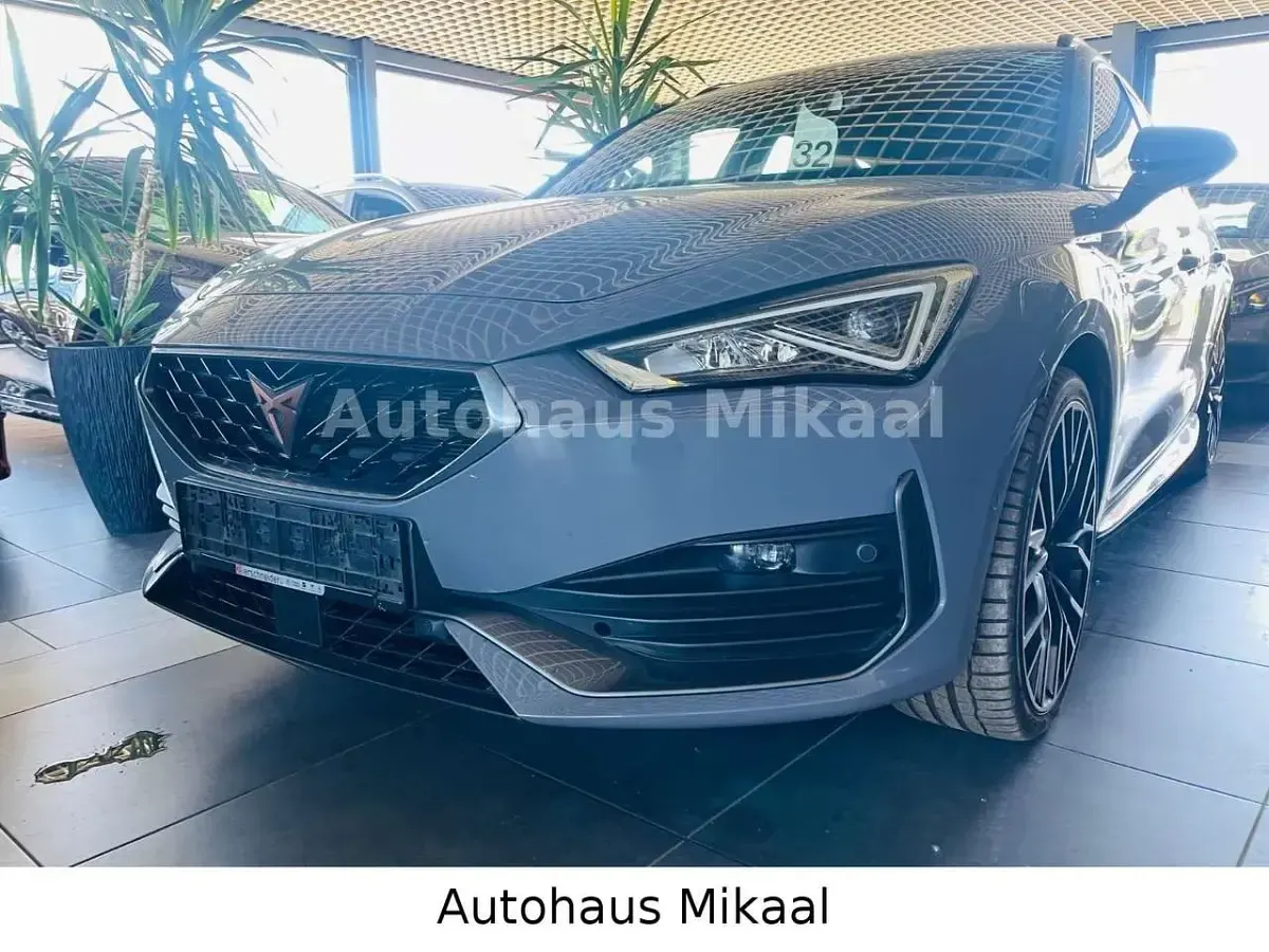 Gebraucht Cupra Leon 150 PS (110 kW) 2020 Graphene grey Kombi