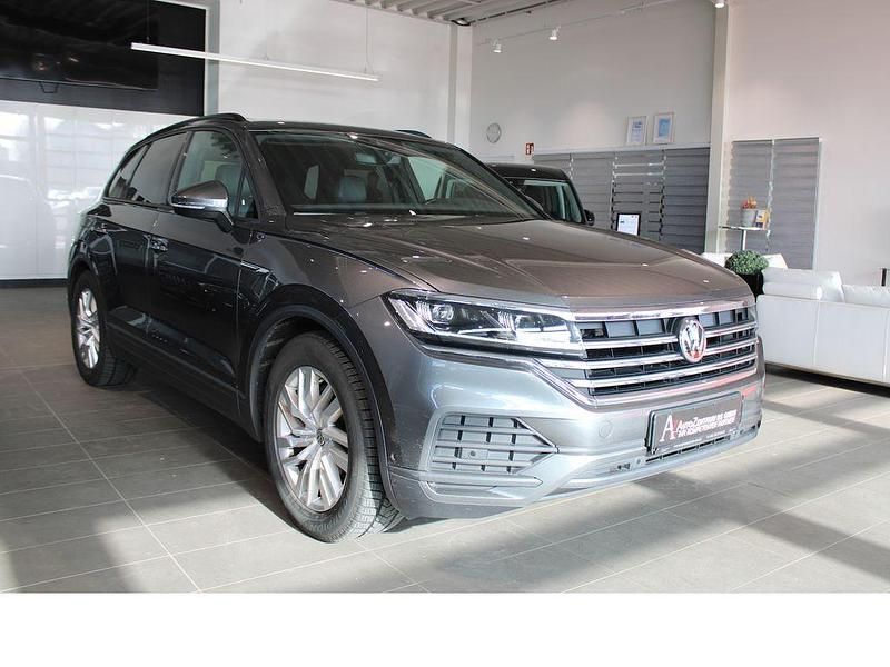 Gebraucht VW Touareg 231 PS (169 kW) 2020 Grau SUV