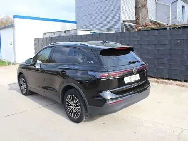 Gebraucht VW Tiguan Goal 150 PS (110 kW) 2025 Schwarz SUV