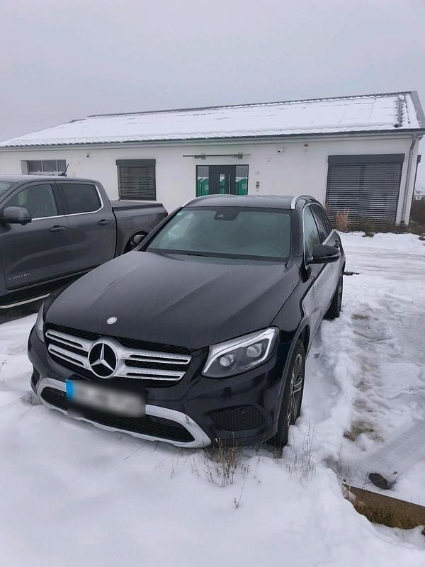Gebraucht Mercedes GLC220 205 PS (150 kW) 2015 Schwarz SUV
