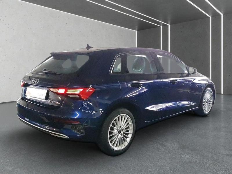 Gebraucht Audi A3 204 PS (150 kW) 2022 Blau Limousine