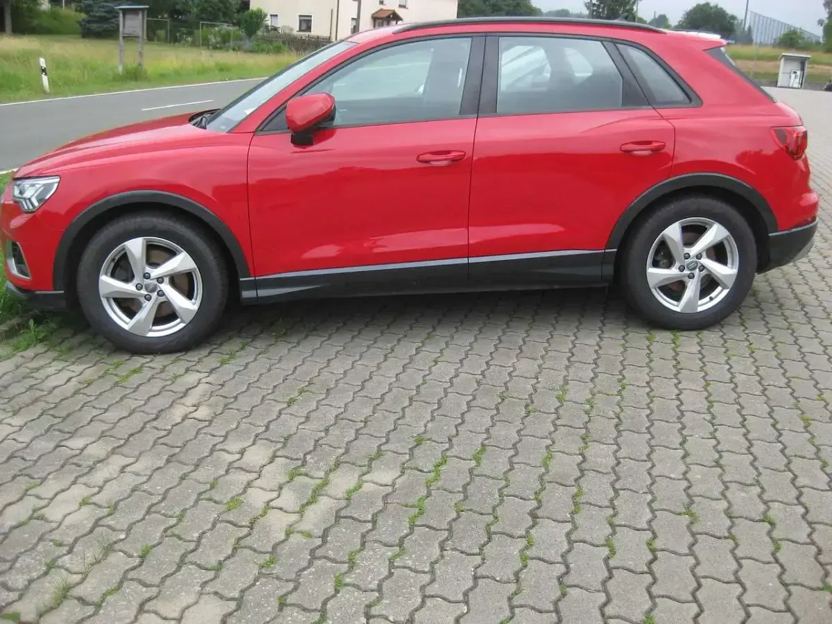 Gebraucht Audi Q3 Advanced 190 PS (139 kW) 2019 Tangorot metallic SUV