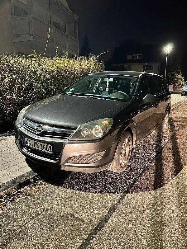Gebraucht Opel Astra 90 PS (66 kW) 2009 Grau Kombi
