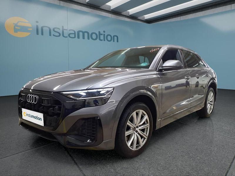 Grau Gebraucht 2024 Audi Q8 SUV | 71.549 € (Fairer Preis) - Bild 1/4