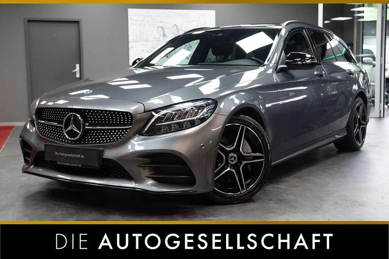Selenitgrau metalliclack Gebraucht 2018 Mercedes C300 AMG line Kombi | 28.990 € (Fairer Preis) - Bild 1/2