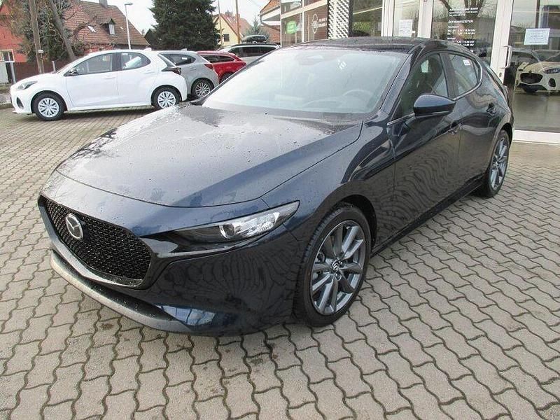Neu Mazda 3 Center-Line 140 PS (102 kW) 2025 Blau Limousine