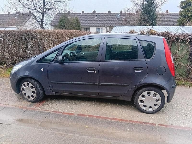 Violet Gebraucht 2004 Mitsubishi Colt Kleinwagen | 1.350 € (Fairer Preis) - Bild 1/4