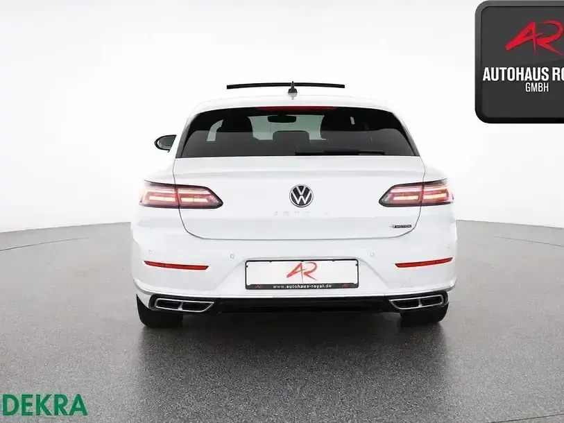 Gebraucht VW Arteon R-line 200 PS (147 kW) 2024 Oryxweiß perlmutteffekt Kombi
