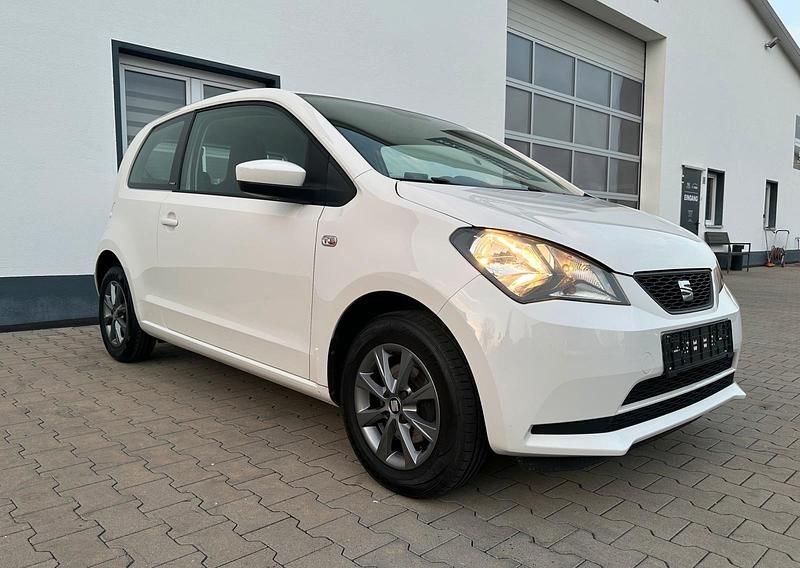 Gebraucht Seat Mii I-Tech 60 PS (44 kW) 2014 Weiß Kleinwagen