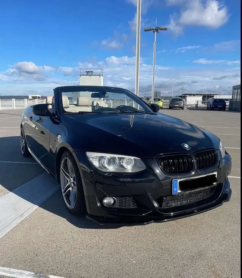 Gebraucht BMW 330 Cabriolet M Sport 245 PS (180 kW) 2013 Schwarz Cabrio