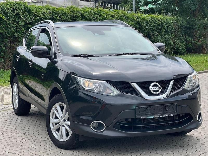 Schwarz Gebraucht 2016 Nissan Qashqai SUV | 13.300 € (Fairer Preis) - Bild 1/4