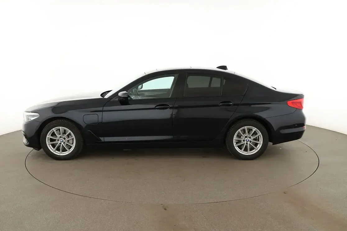Gebraucht BMW 530e Sport Line 95 PS (69 kW) 2020 Schwarz Limousine