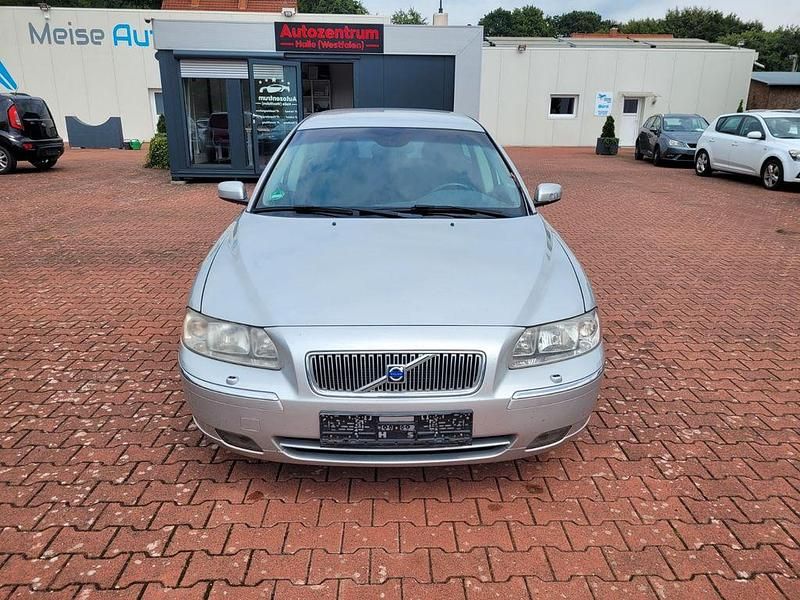 Gebraucht Volvo V70 Summum 140 PS (102 kW) 2005 Silber Kombi